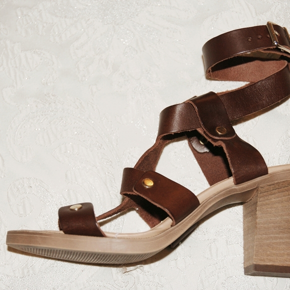 Barbara Barbieri tan brown heeled sandals - Picture 2 of 8